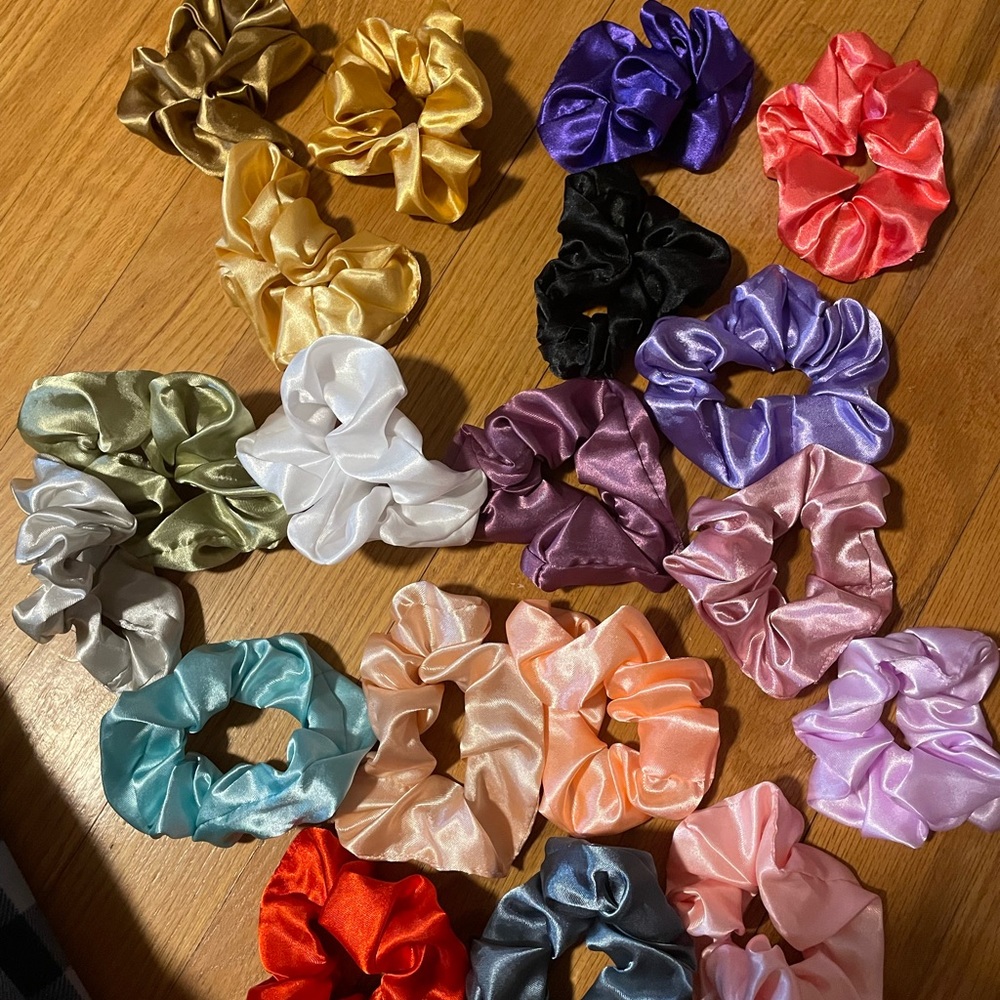 Tons of scrunches